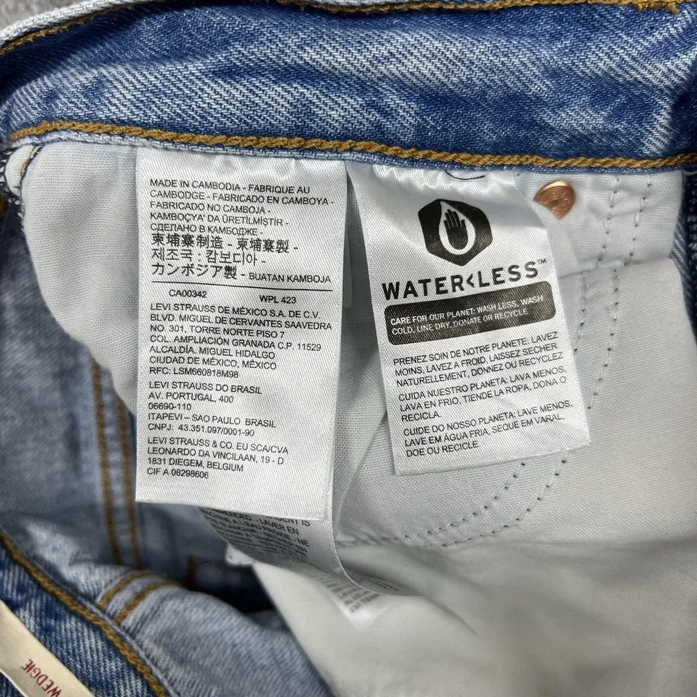 Levis Wedgie Shorts Womens 27‎ Blue Distressed Cutoff Denim High Rise Button Fly